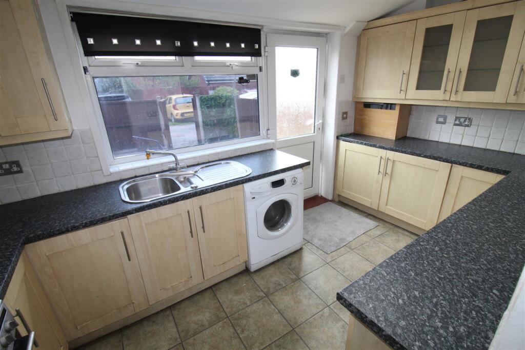 Station Road, Blackrod, Bolton photo 4