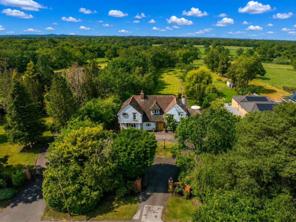 Main image of property: Broad Lane, Tanworth-In-Arden