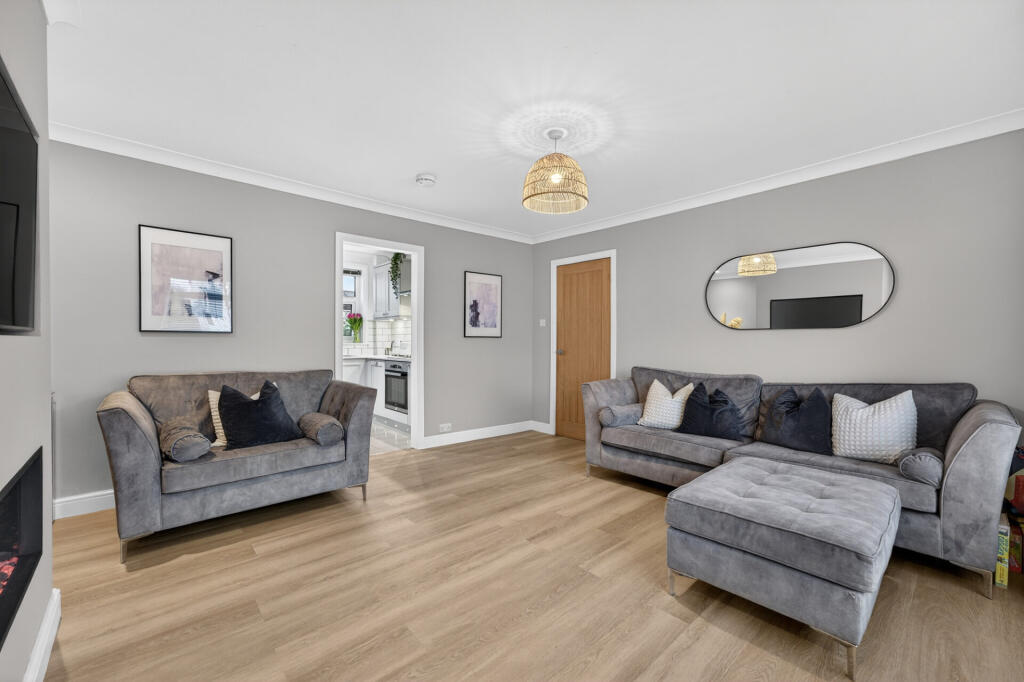 1 St Andrews Avenue, Prestwick, KA9 2DY photo 4
