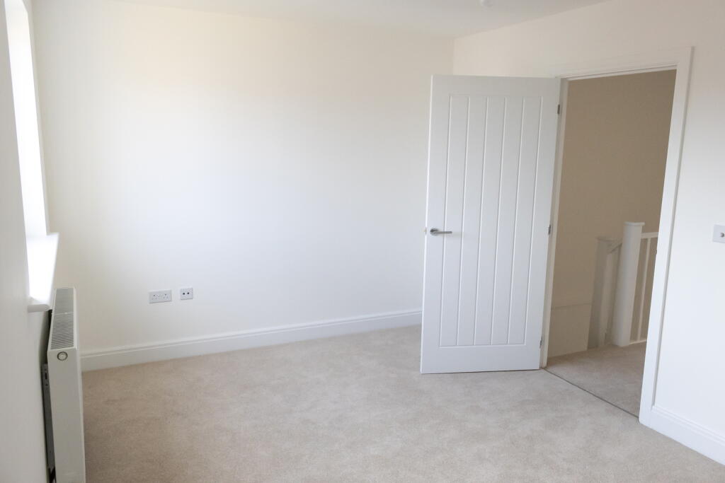 House in Southampton - View 5