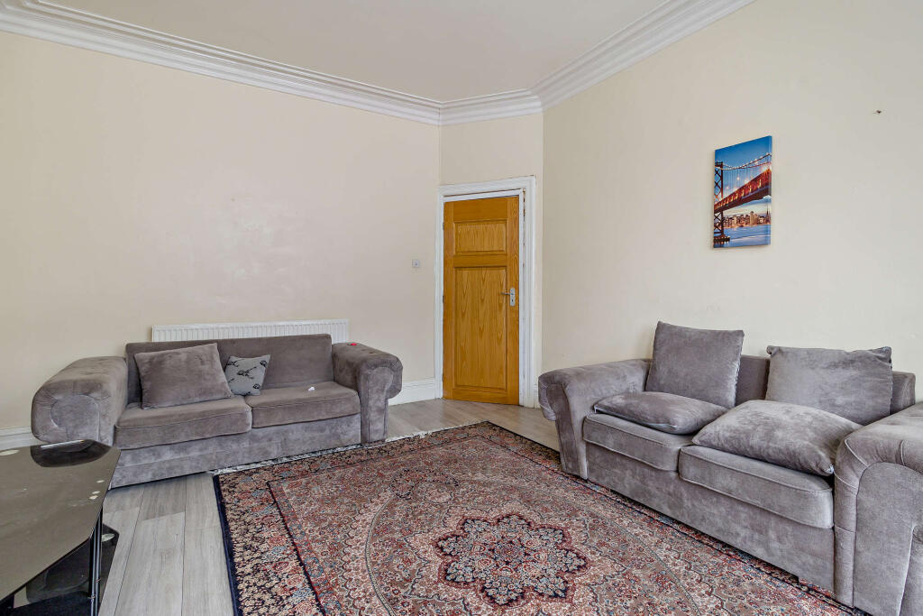 House in Leeds - View 4