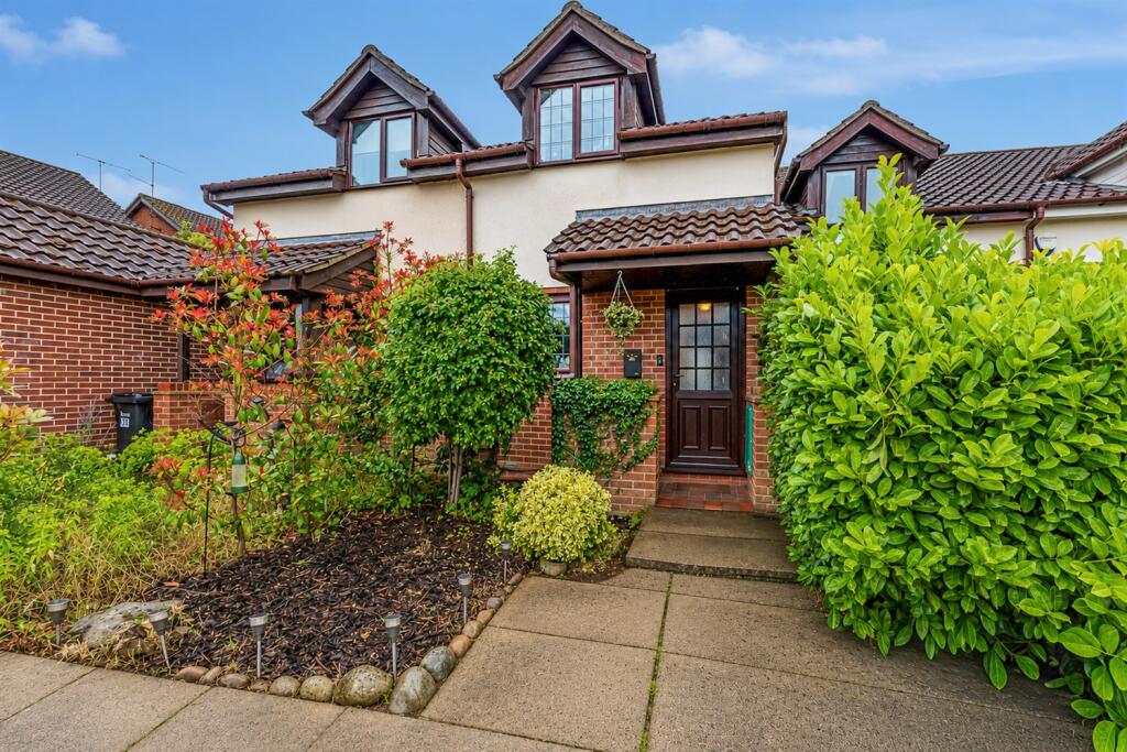Main image of property: Hilmanton, Lower Earley, Reading, RG6