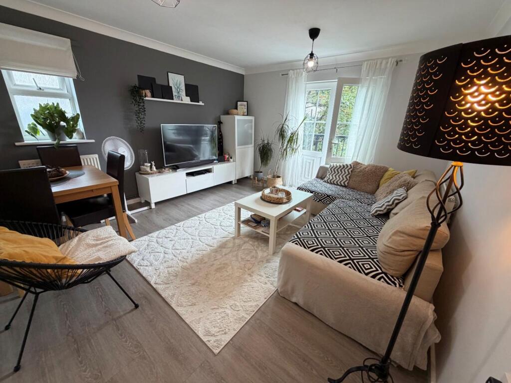 Apartment in Bournemouth - View 2