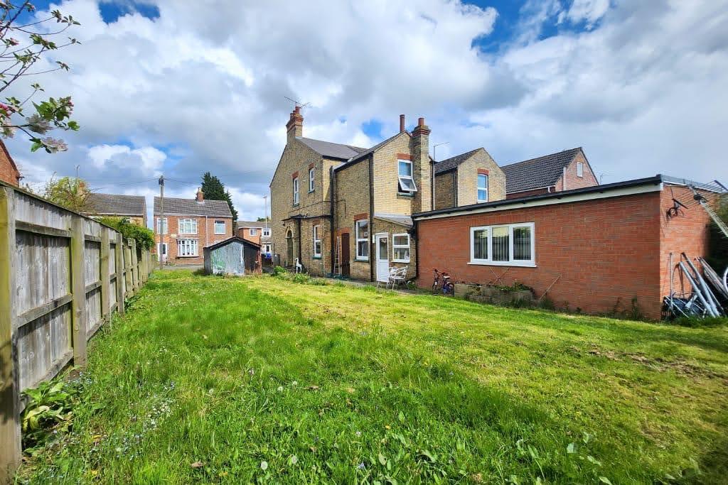 House in Peterborough - View 2