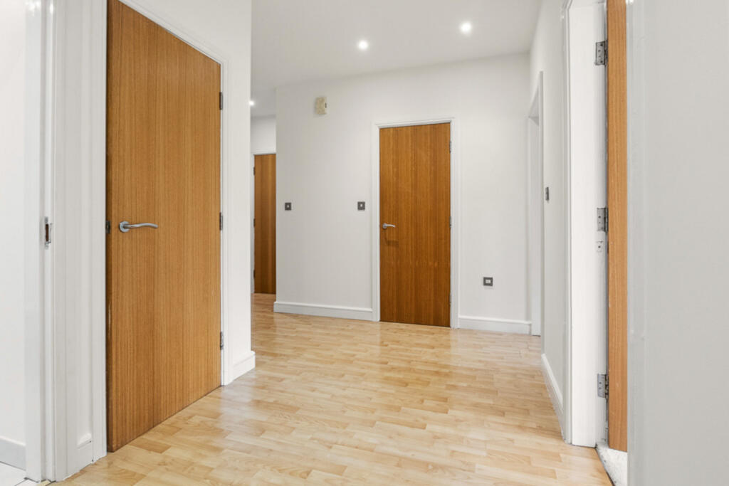 Apartment in Liverpool - View 6