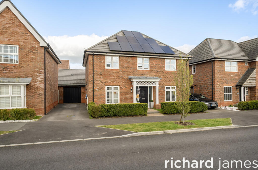 Main image of property: Diamond Crescent, Swindon, SN25