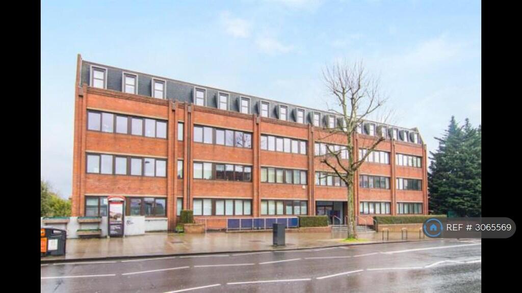 Apartment in London, Manor Park, Streatham - View 3