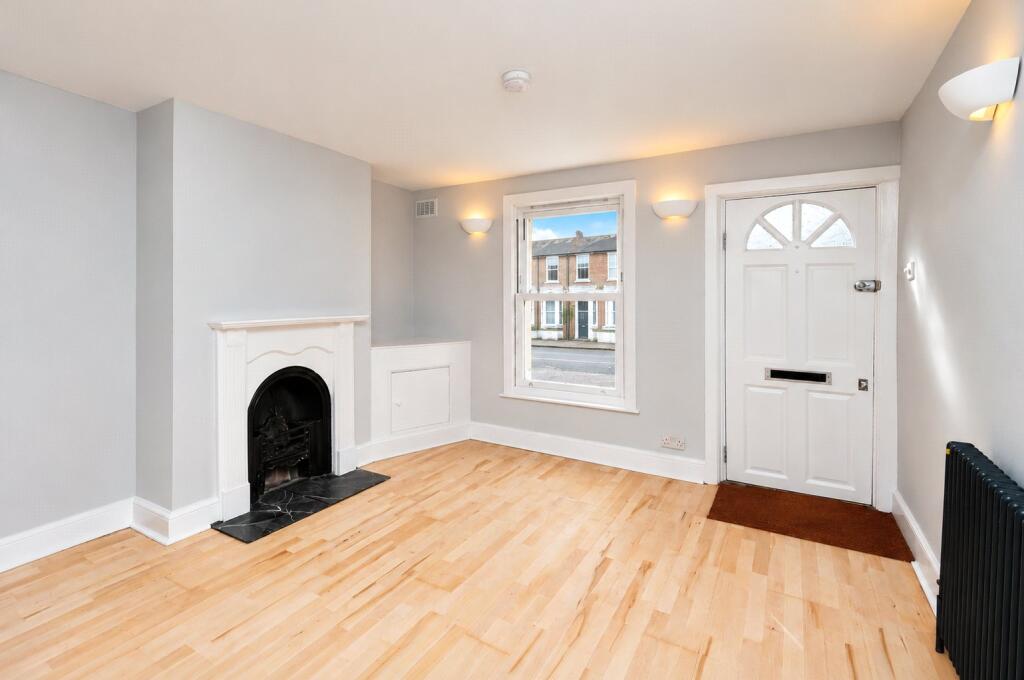 House in Bromley - View 4