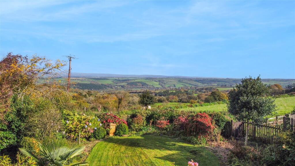 High Bickington, Umberleigh, Devon, EX37 photo 2