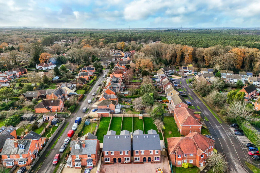 Windmill Road, Reading, RG7