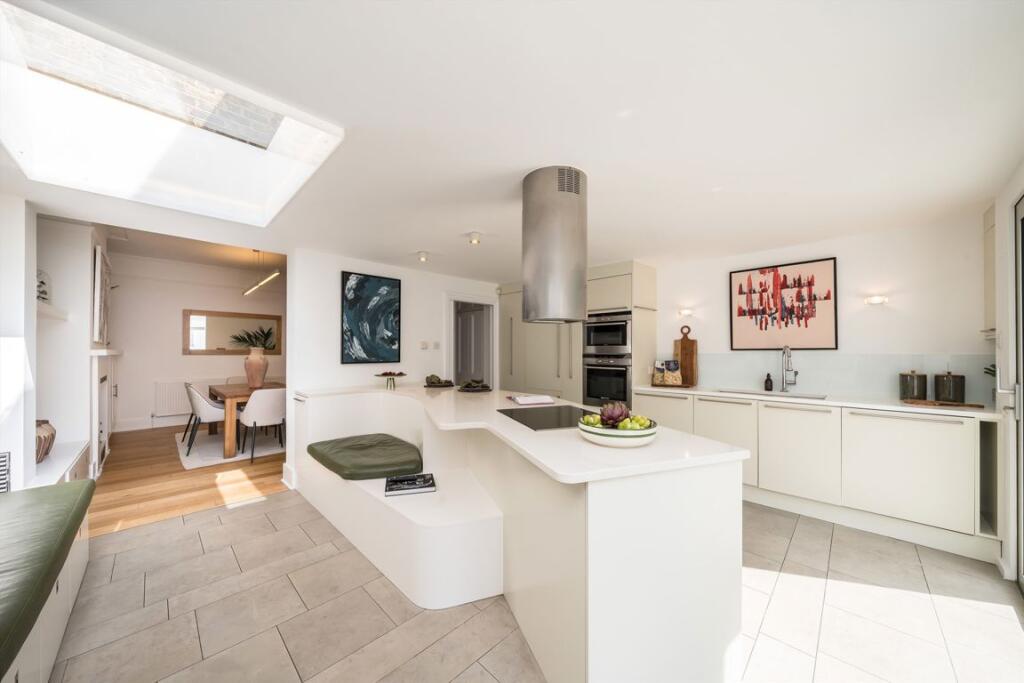House in London - View 4