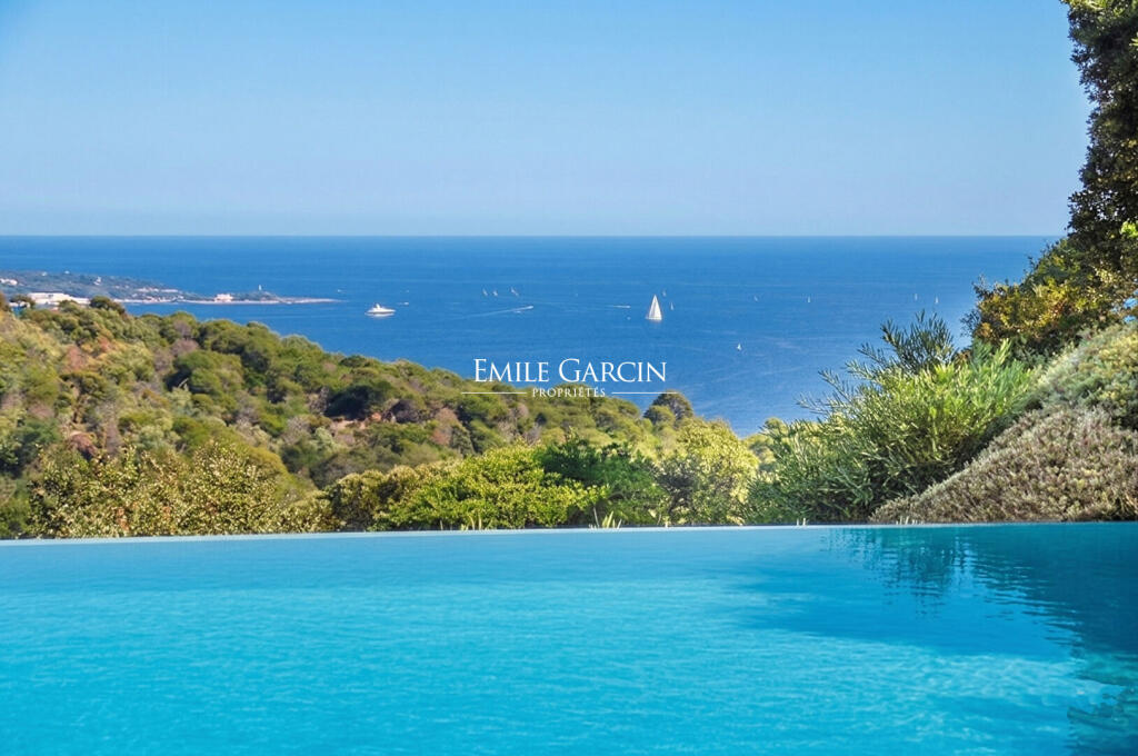 Main image of property: Provence-Alps-Cote d`Azur, Alpes-Maritimes, Cannes