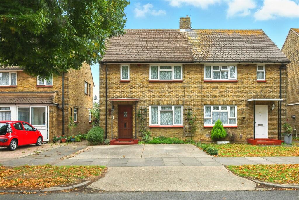 2-bed semi-detached on St Lukes Road, Southend-on-Sea, Essex, SS2, £295,000