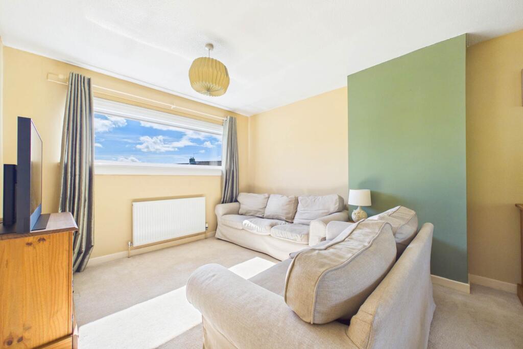 House in Wishaw, North Lanarkshire - View 3