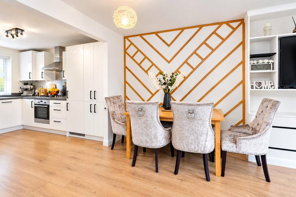 House in Leighton Buzzard, Clipstone - View 4