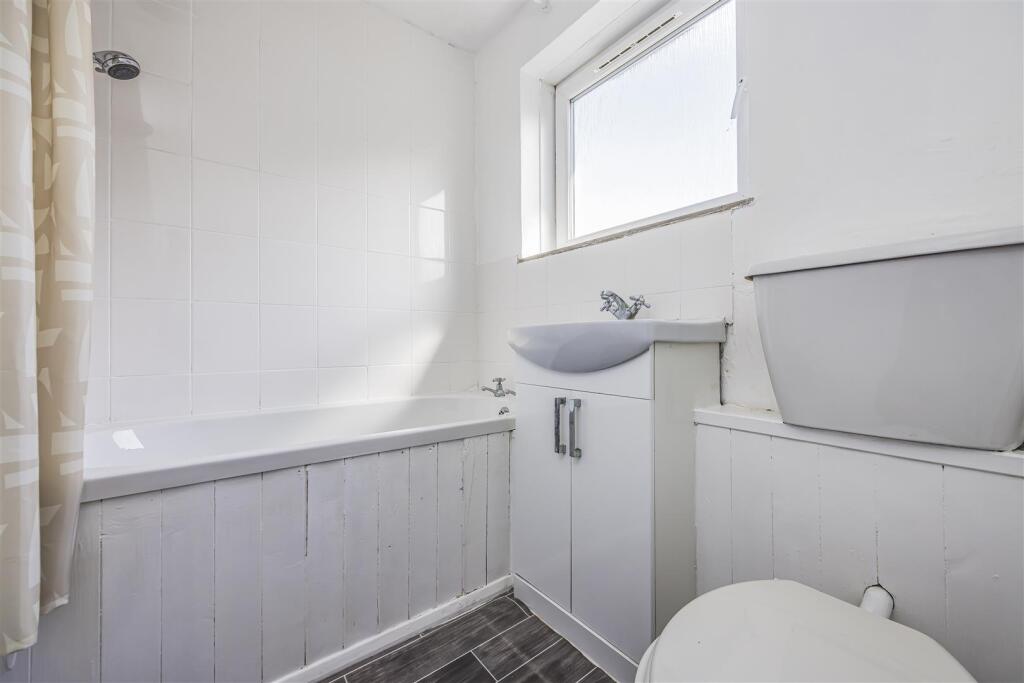 Apartment in Portsmouth - View 4