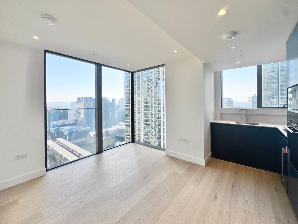 Main image of property: Harcourt Tower, 67 Marsh Wall