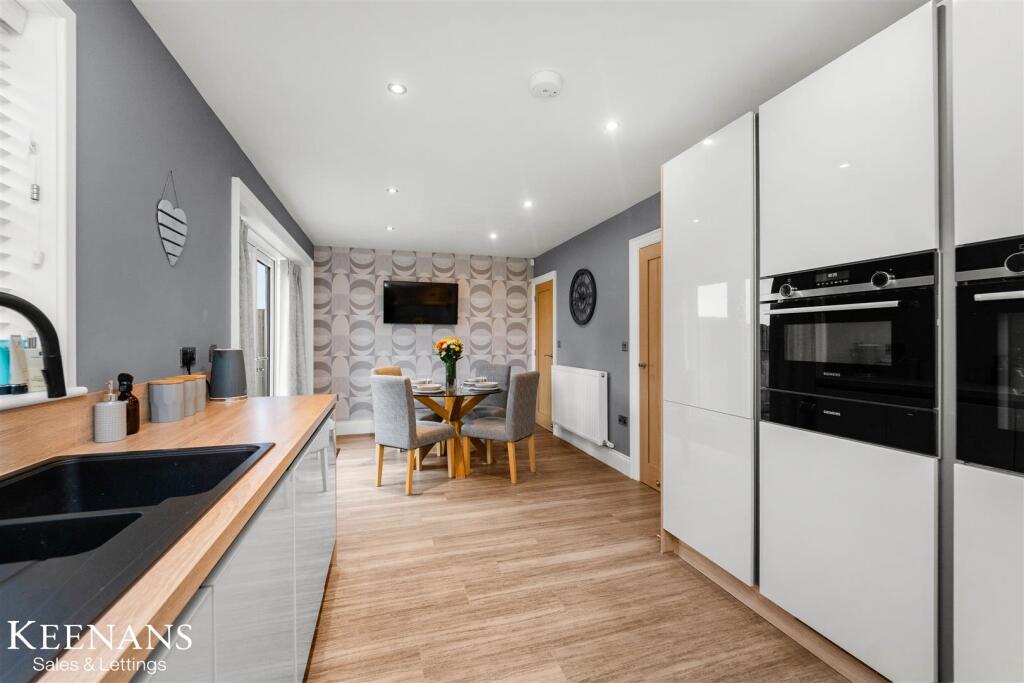 Additional image 27 of Towler Drive, Colne