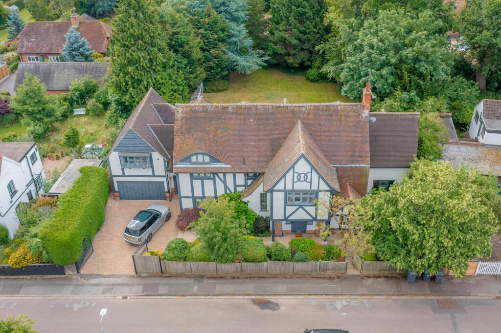 Main image of property: Hallfields, Edwalton, Nottingham, Nottinghamshire, NG12