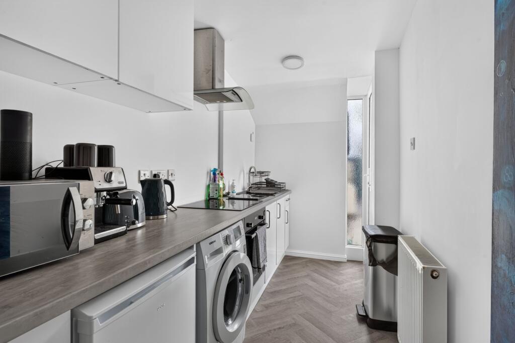 Apartment in Bournemouth - View 2