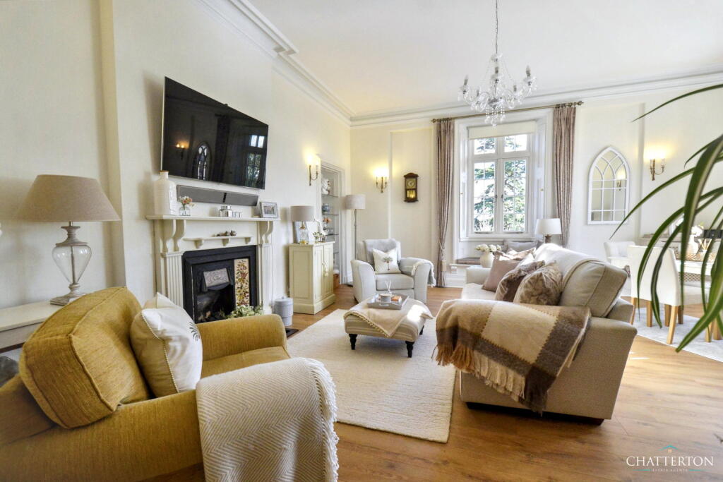 Park Hall, Tothall Lane, Salford Priors, WR11 8SG photo 4