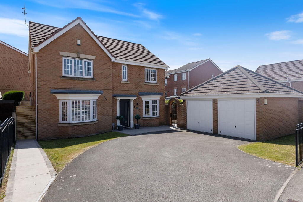 4-bed detached on Elton Lane, Woodlaithes Village, Sunnyside, Rotherham, S66 3RU, £450,000