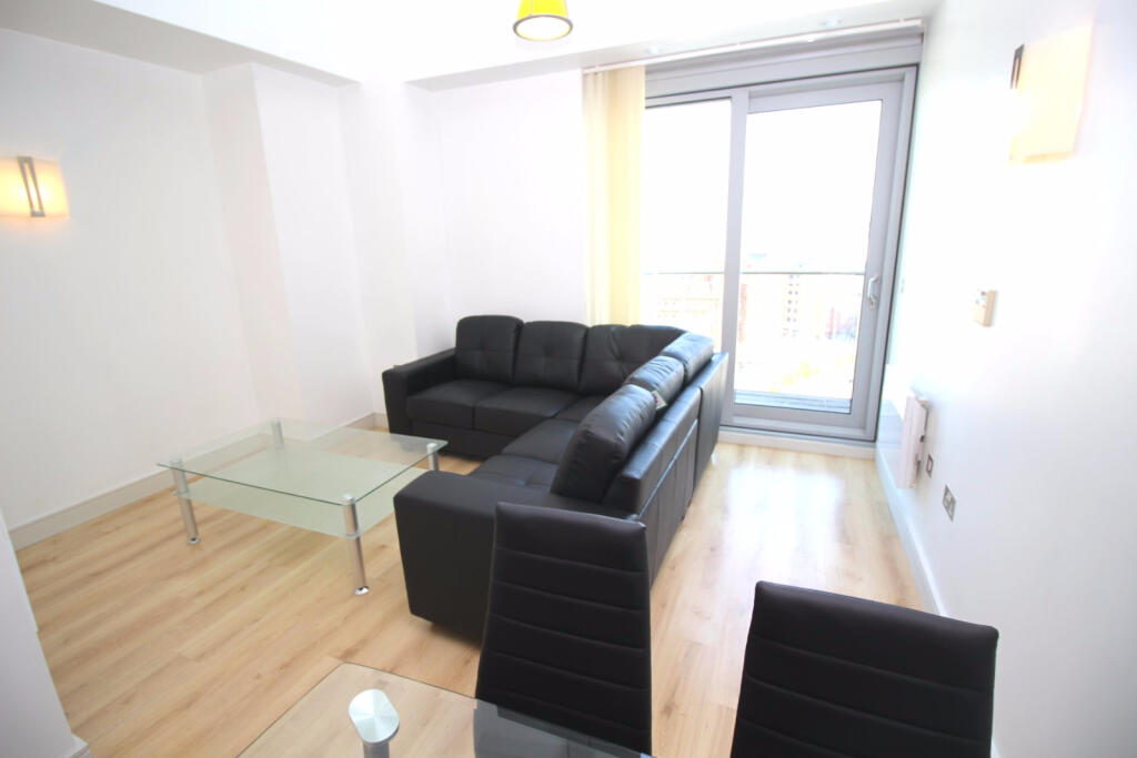 Apartment in Manchester - View 3