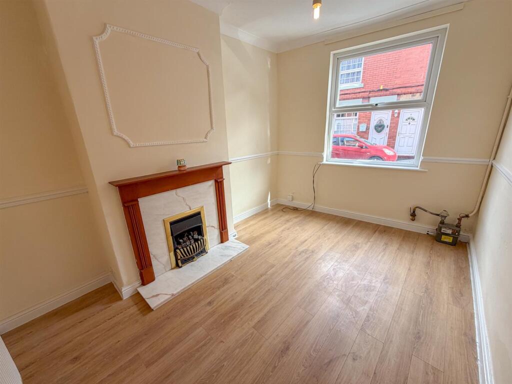 John Street, Ruabon, Wrexham photo 2