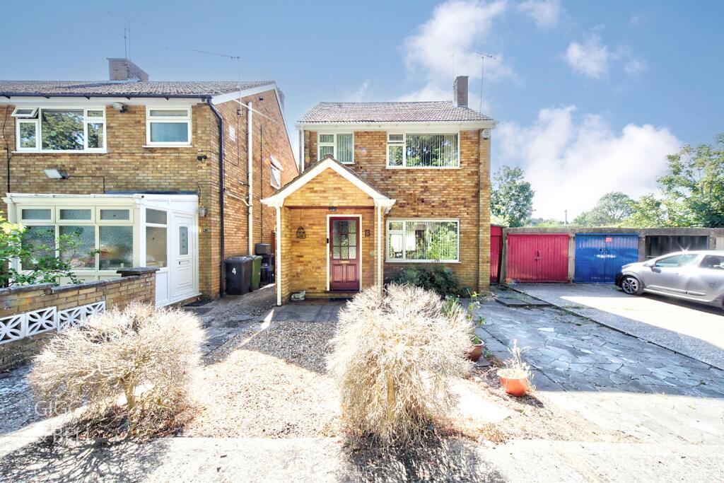 Main image of property: Caxton Court, Roman Road, Luton, Bedfordshire, LU3 2QS