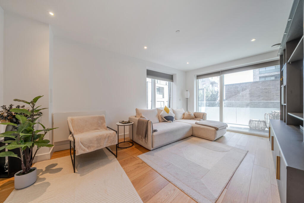 Main image of property: West Parkside, Greenwich Peninsula