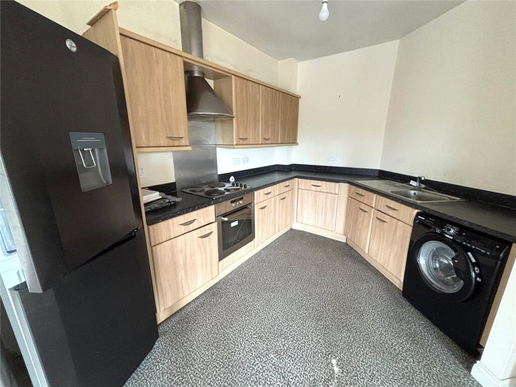 Apartment in Bradford, Bingley - View 4