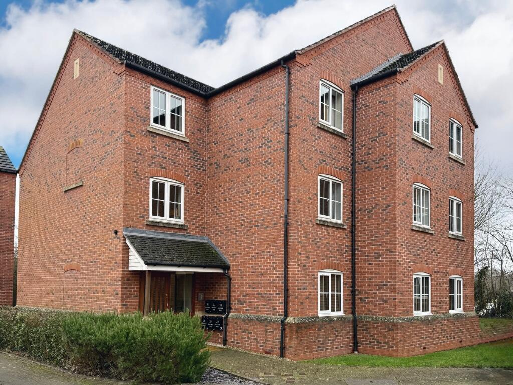 Main image of property: Brookfield Court, Alcester Road, Stratford-Upon-Avon, Warwickshire, CV37