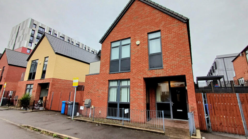 Main image of property: Coppersmith Road, Manchester, M4 6AS