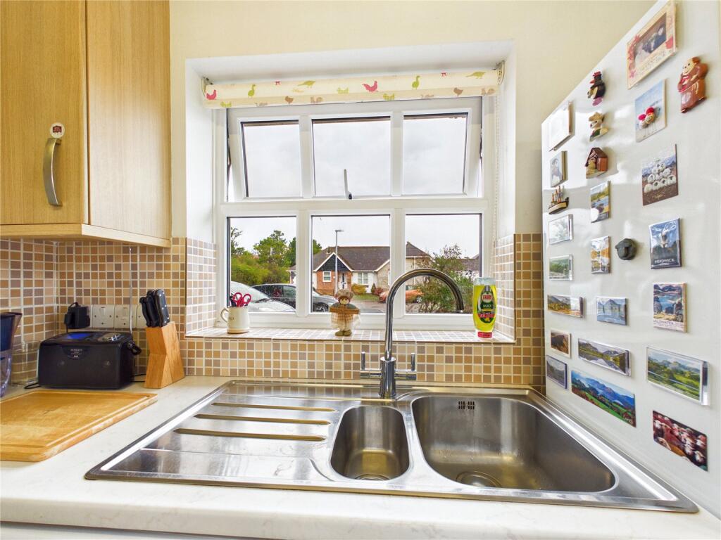 House in Tendring, Elmstead - More