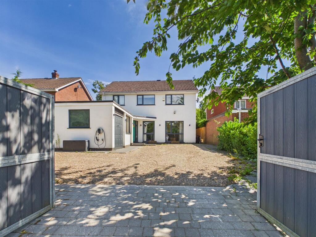 Main image of property: Brantingham Road, Elloughton