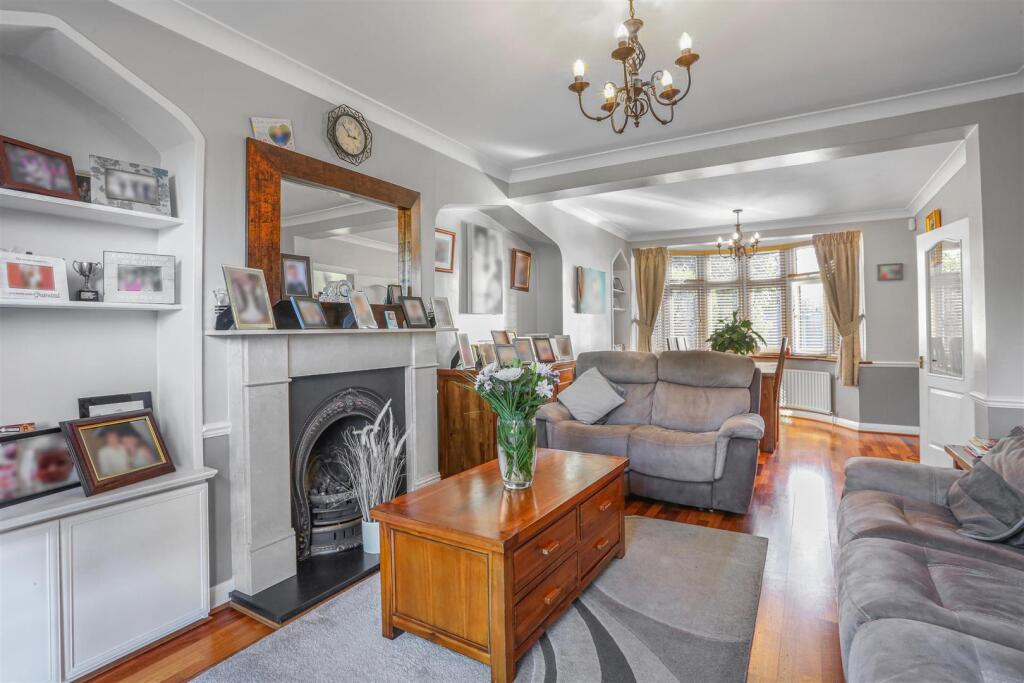 House in Kingston upon Thames - View 3