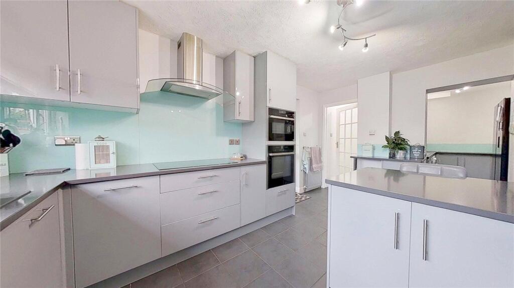 House in Brighton - View 3