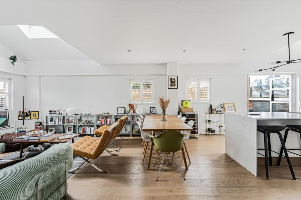 Apartment in London - View 3
