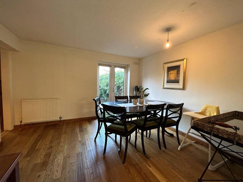 House in Reading, Warfield - View 4