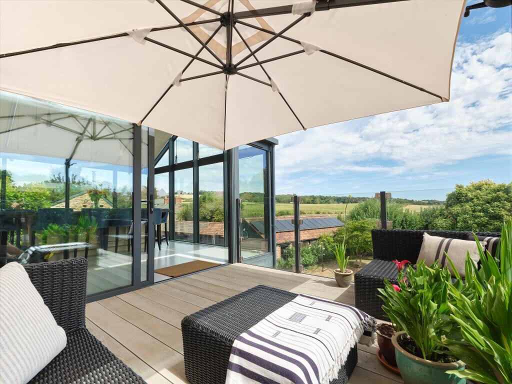 House in Taunton - View 3