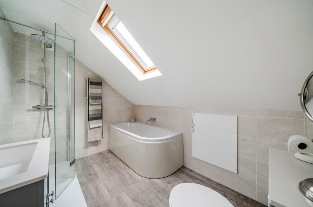 House in Nottingham, Wollaton Vale - View 5