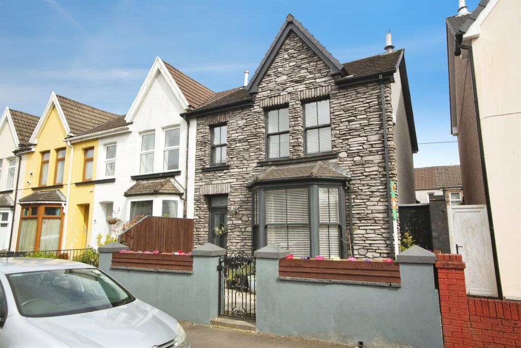 Main image of property: The Parade, Pontypridd