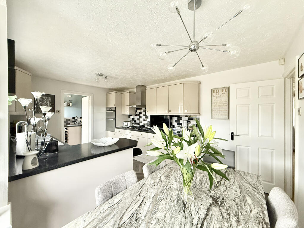 House in Bath, Yeovil Without - View 5