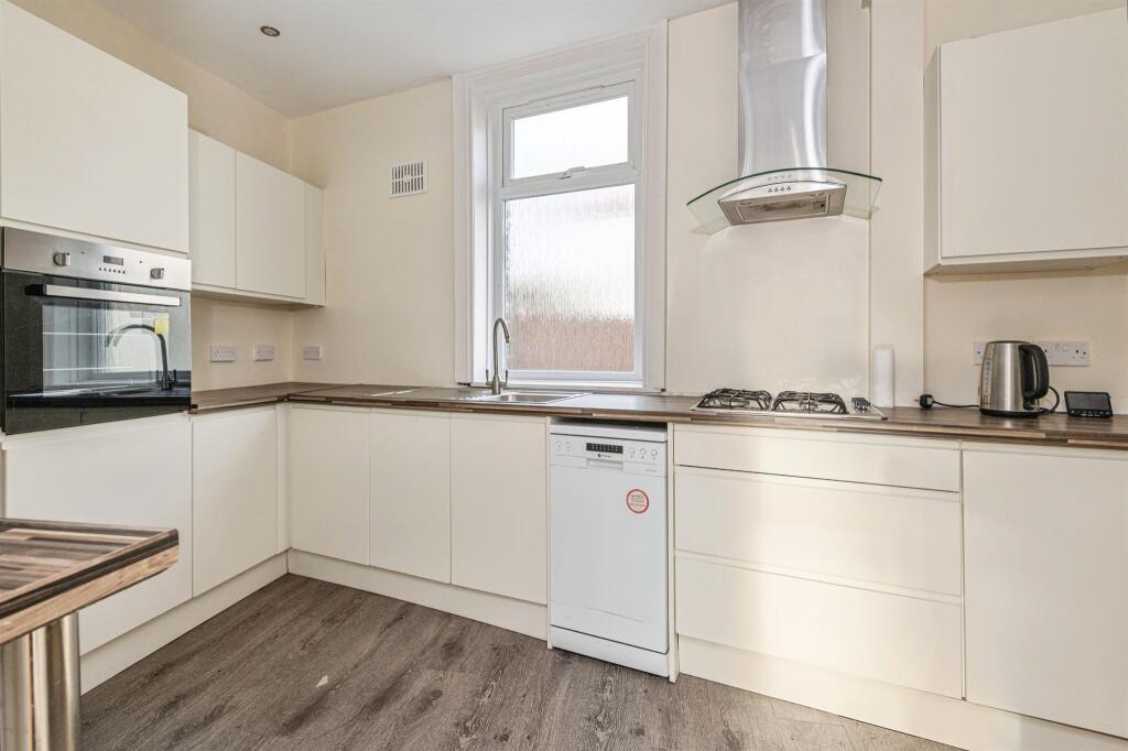 Additional image 5 of Thorncroft Road, Bradford