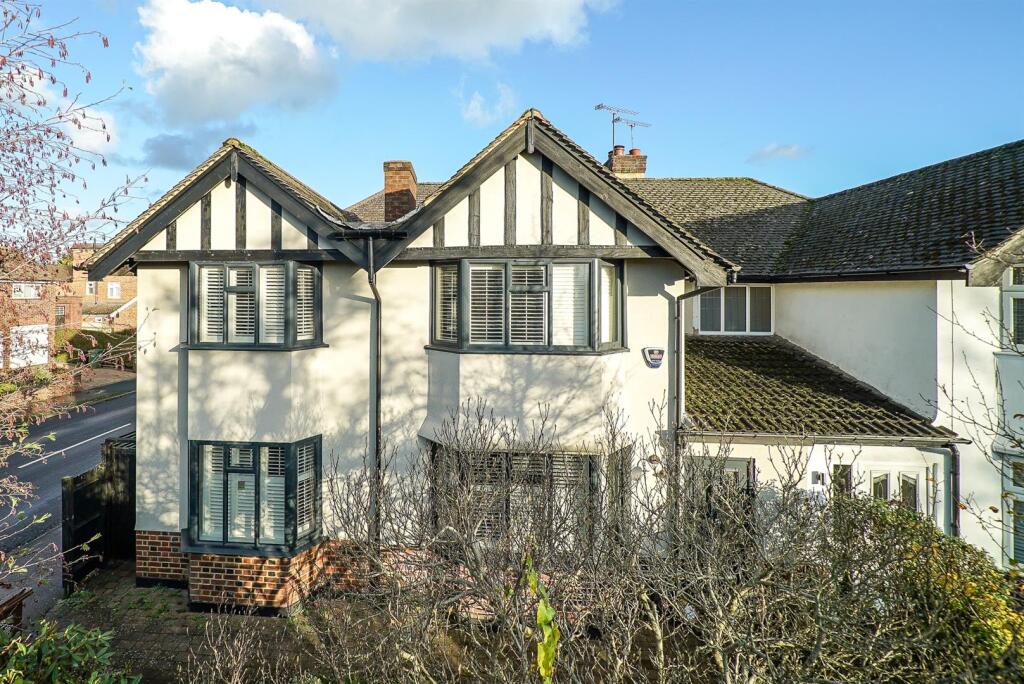 Main image of property: Beechwood Avenue, St. Albans