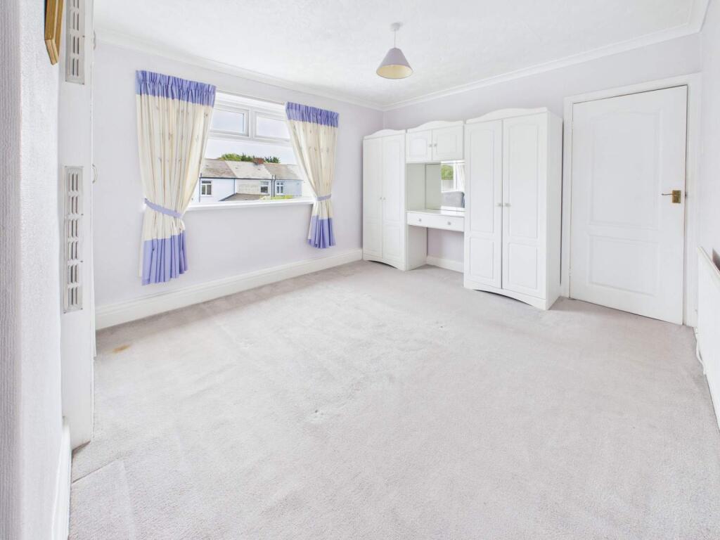 House in Cardiff, Birchgrove, Heath - View 4