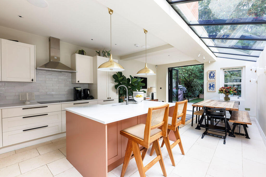 Main image of property: Stronsa Road W12