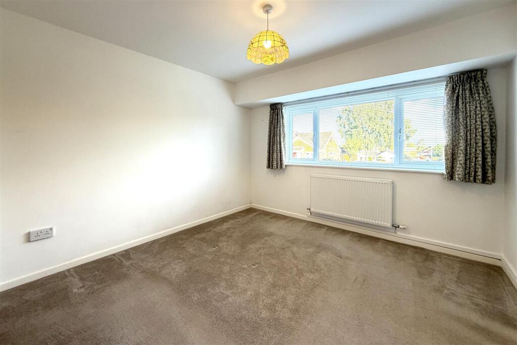 House in Taunton - View 5