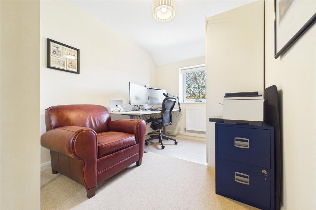 Ashampstead Road, Reading, Berkshire, RG30 - More