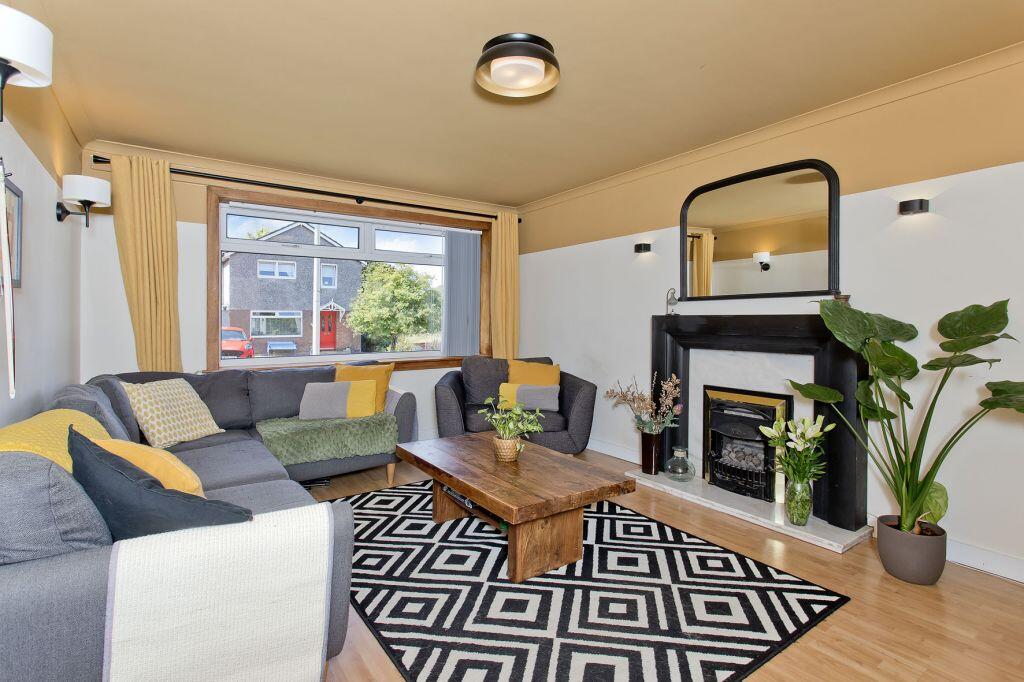 House in Edinburgh, Baberton, Juniper Green - View 3